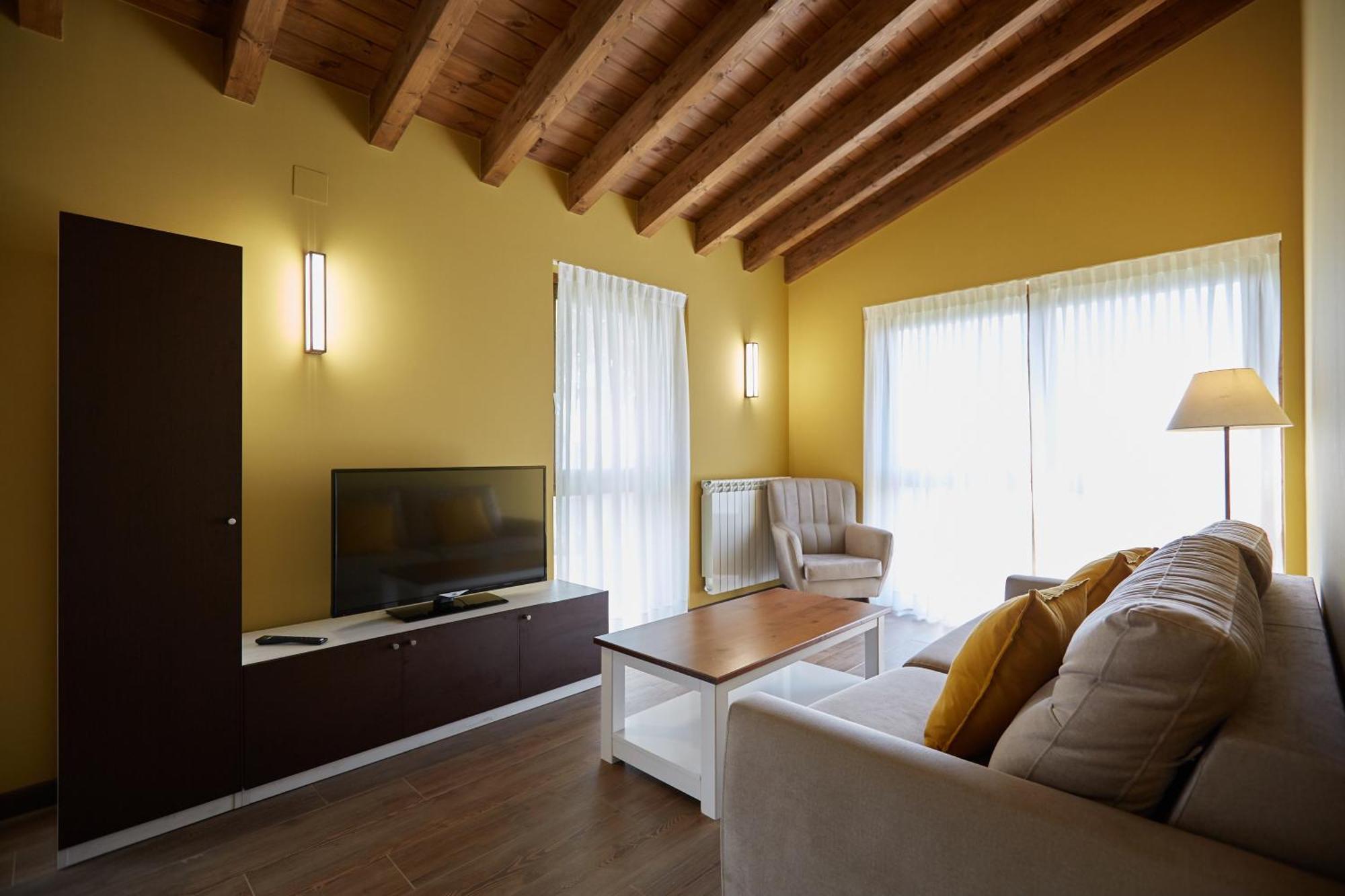 Apartamentos Rurales Casa La Piedra Collía Zewnętrze zdjęcie