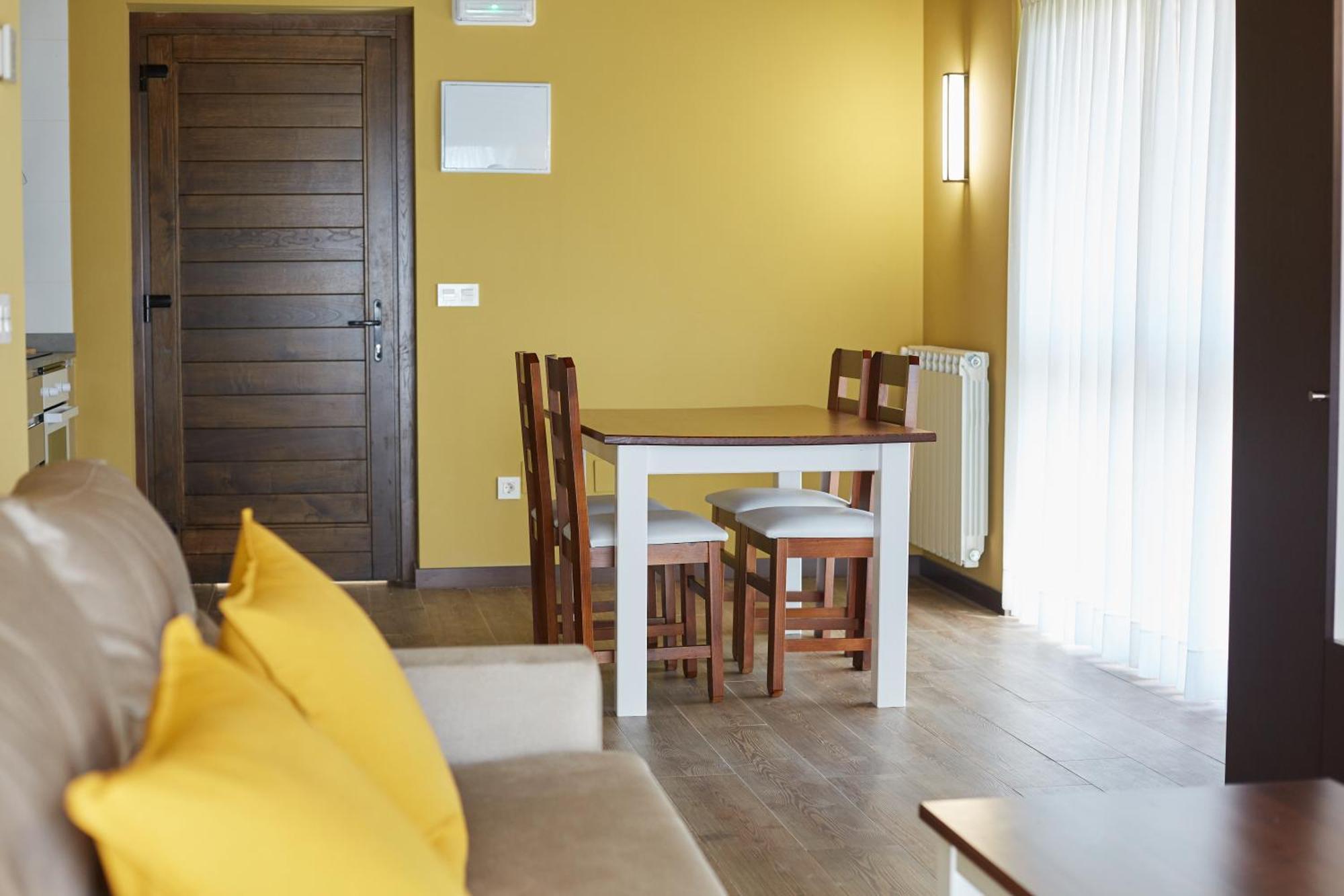 Apartamentos Rurales Casa La Piedra Collía Zewnętrze zdjęcie
