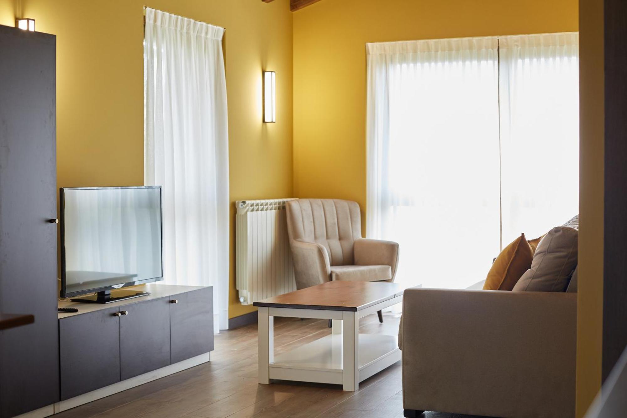 Apartamentos Rurales Casa La Piedra Collía Zewnętrze zdjęcie